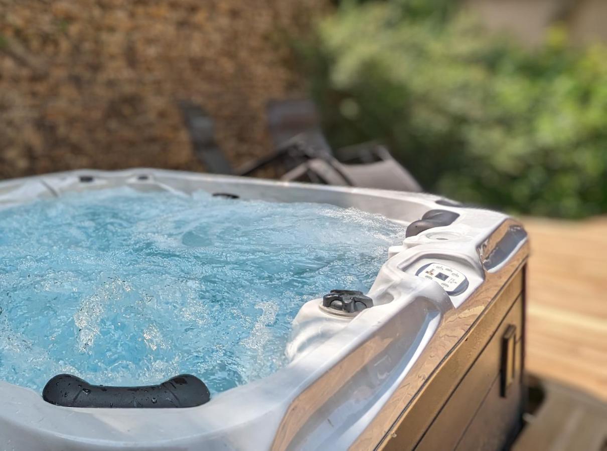 Holiday home Wonderful House In Center With Heated Pool & Jaccuzi *